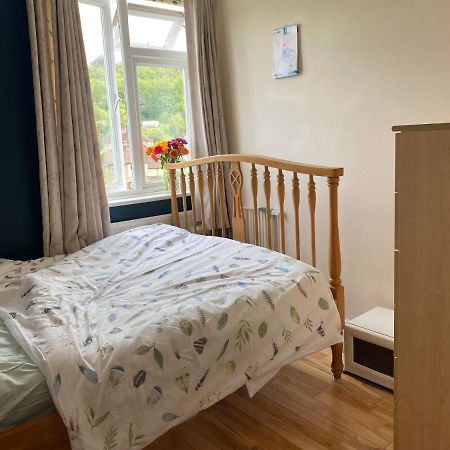 Private Lovely Double Bedroom High Wycombe Buitenkant foto